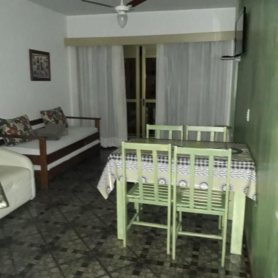 Apartamentos No Lexus Beira Mar ฟลอเรียนอโปลิส ภายนอก รูปภาพ