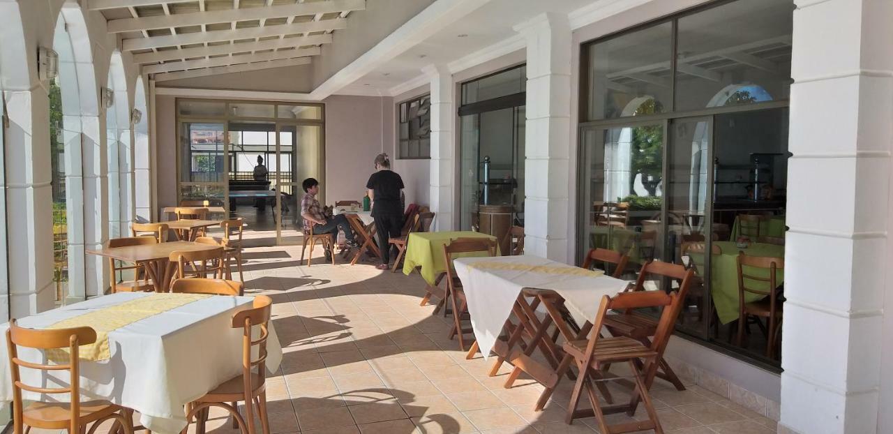 Apartamentos No Lexus Beira Mar ฟลอเรียนอโปลิส ภายนอก รูปภาพ