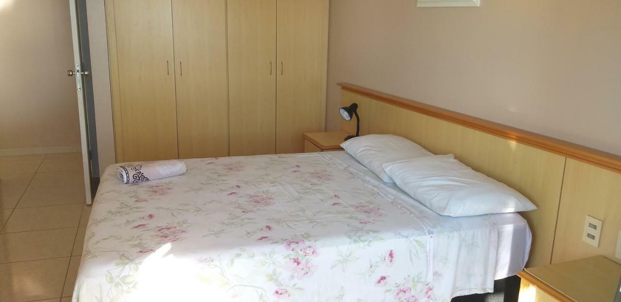 Apartamentos No Lexus Beira Mar ฟลอเรียนอโปลิส ภายนอก รูปภาพ