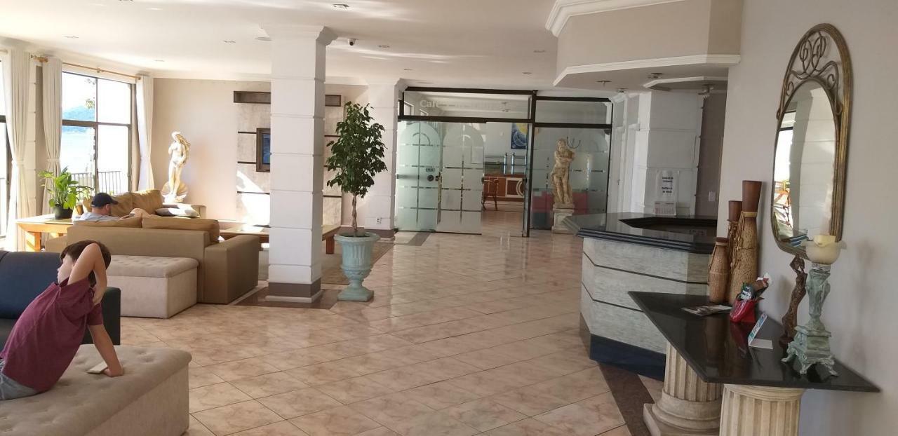 Apartamentos No Lexus Beira Mar ฟลอเรียนอโปลิส ภายนอก รูปภาพ